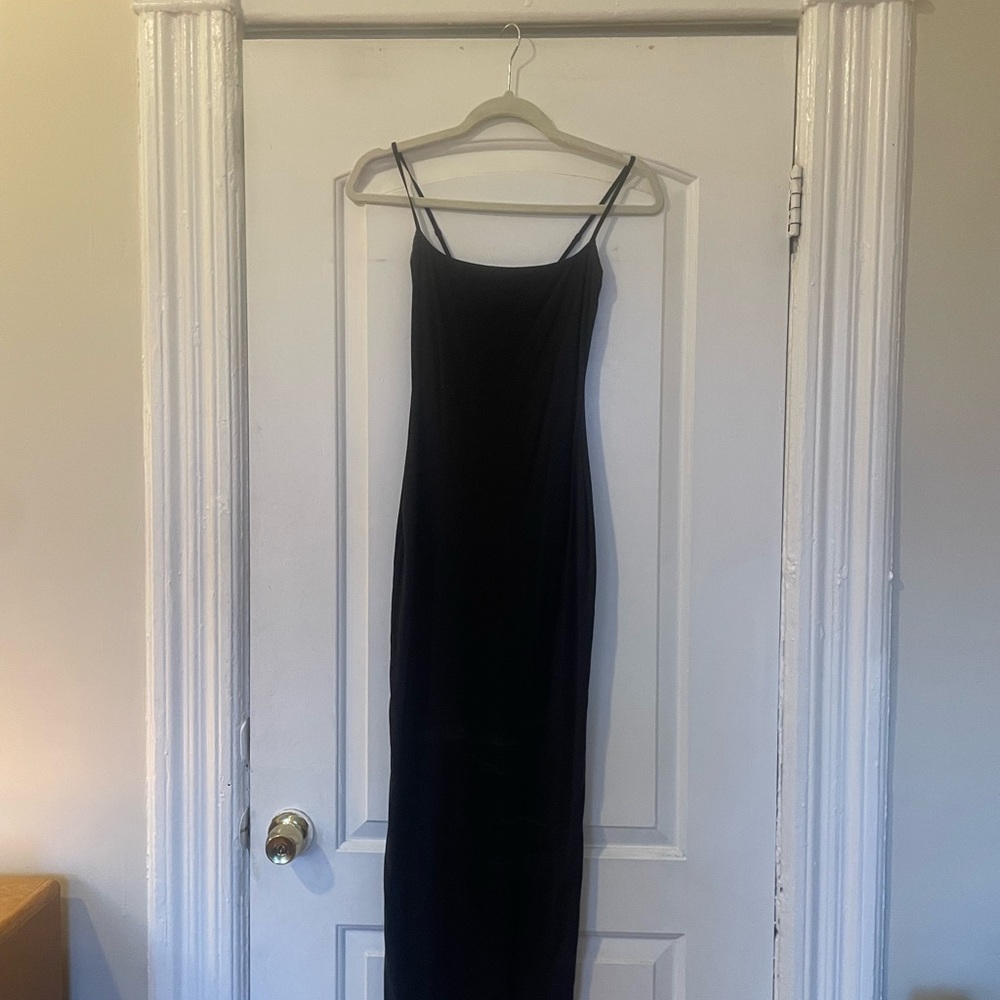 Elegant Black Spaghetti Strap Dress